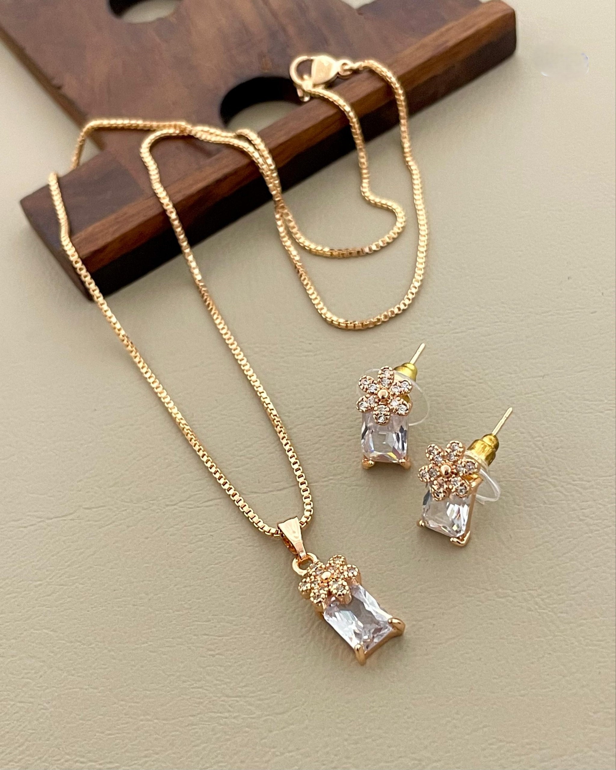 Twinkle Flora Pendant set